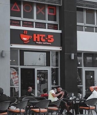 HT-5 Cafe